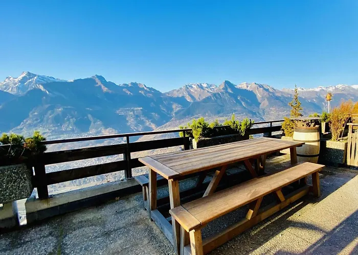 In Near Lift Апартаменты